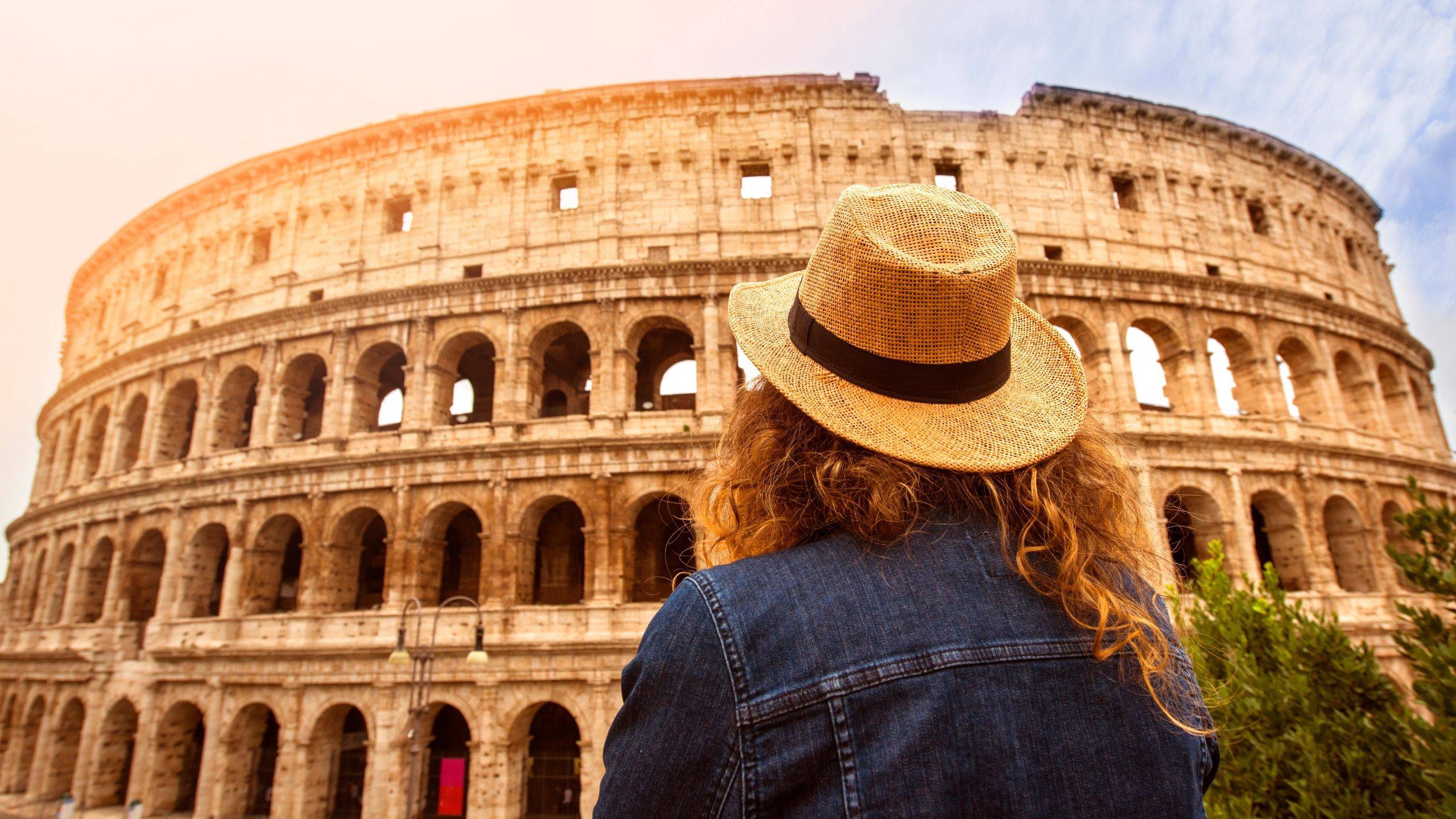 Hotel-Robinson-Roma-Sfondi-Colosseo