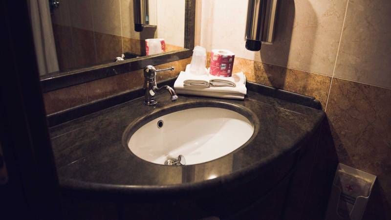 Hotel-Robinson-Roma-Bagno-DSC-7281